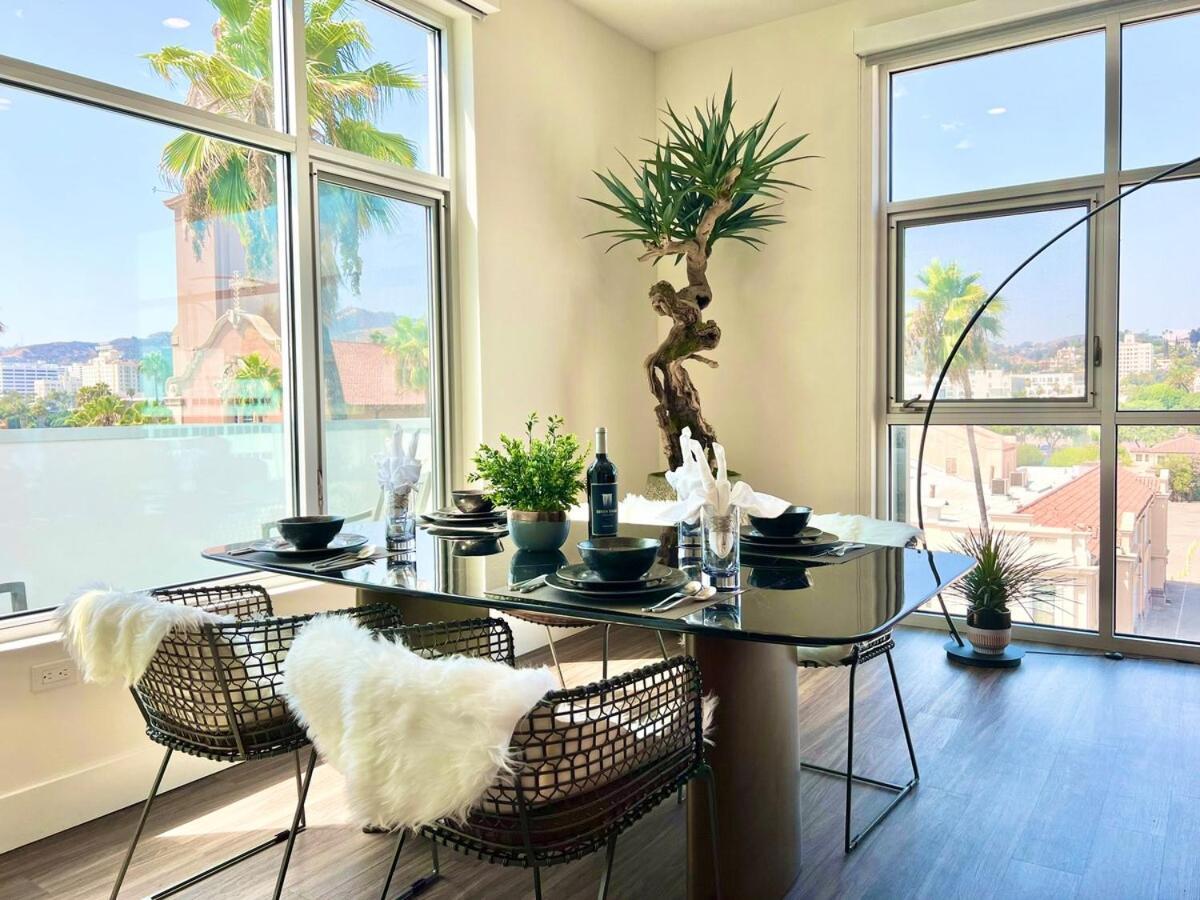 Penthouse 2 Bedroom With Hollywood Sign View! Aparthotel Los Angeles